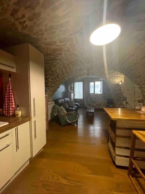 Saint-Jean-de-Fos Charmante Cave Voutee 4 Personnes מראה חיצוני תמונה